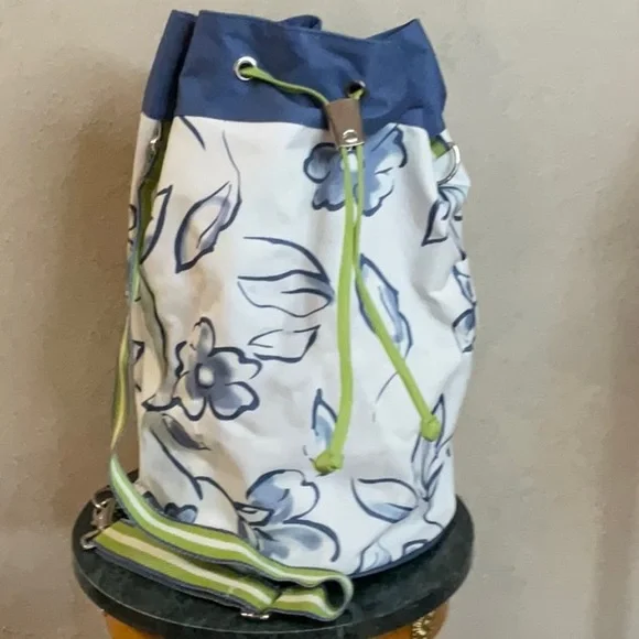 Back to Basics Canvas Hobo Tote - Picture 2 of 3